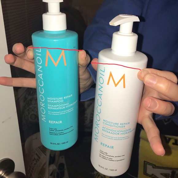 Moroccanoil Moisture Repair Shampoo & Conditioner - Picture 4 of 4
